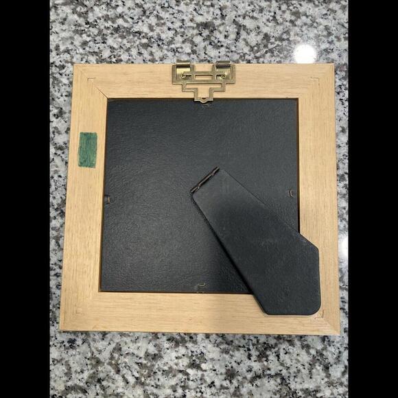 Chinese Qi Lin (Mystical Chinese Creature) Hand Painted Coloured Glaze Artware - Picture 3 of 5